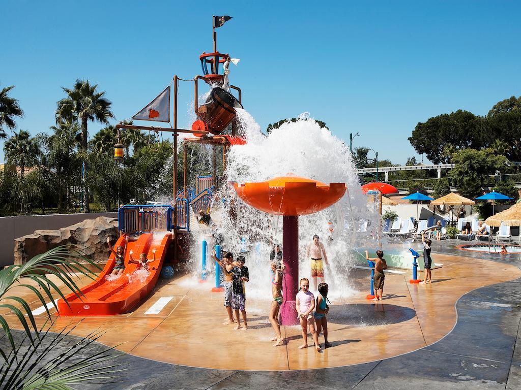 Howard Johnson By Wyndham Anaheim Hotel & Water Playground Zařízení fotografie