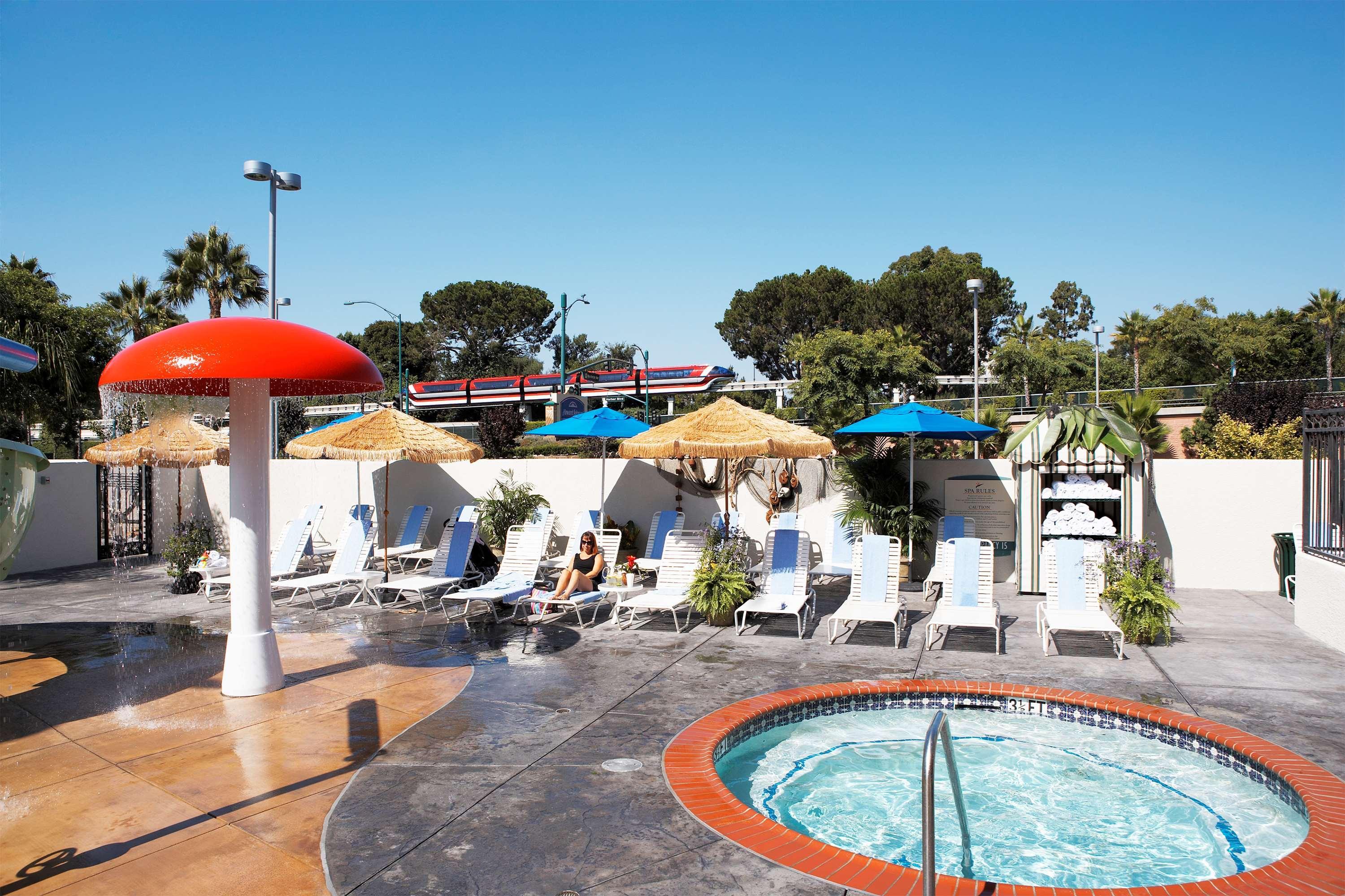 Howard Johnson By Wyndham Anaheim Hotel & Water Playground Exteriér fotografie