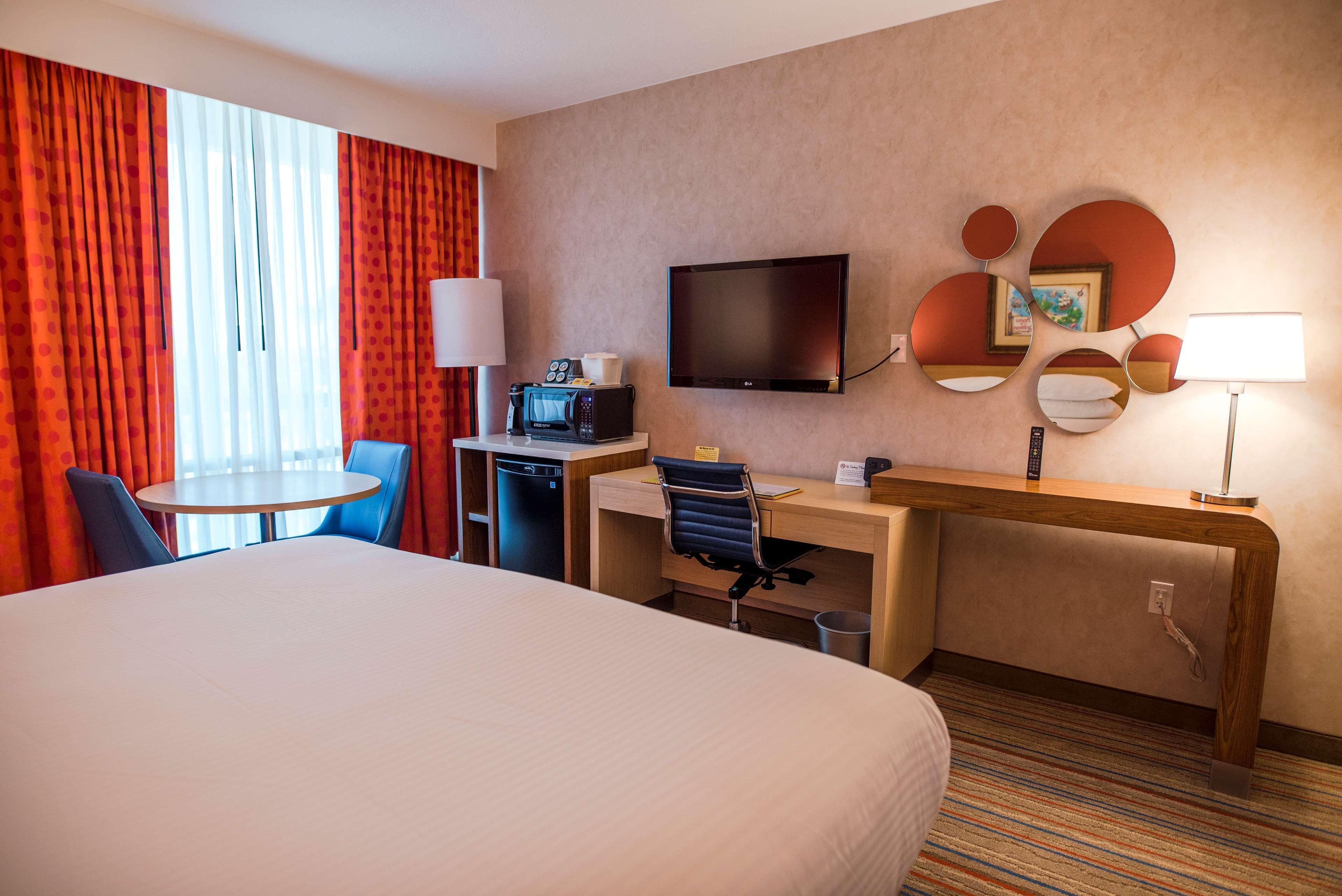 Howard Johnson By Wyndham Anaheim Hotel & Water Playground Exteriér fotografie
