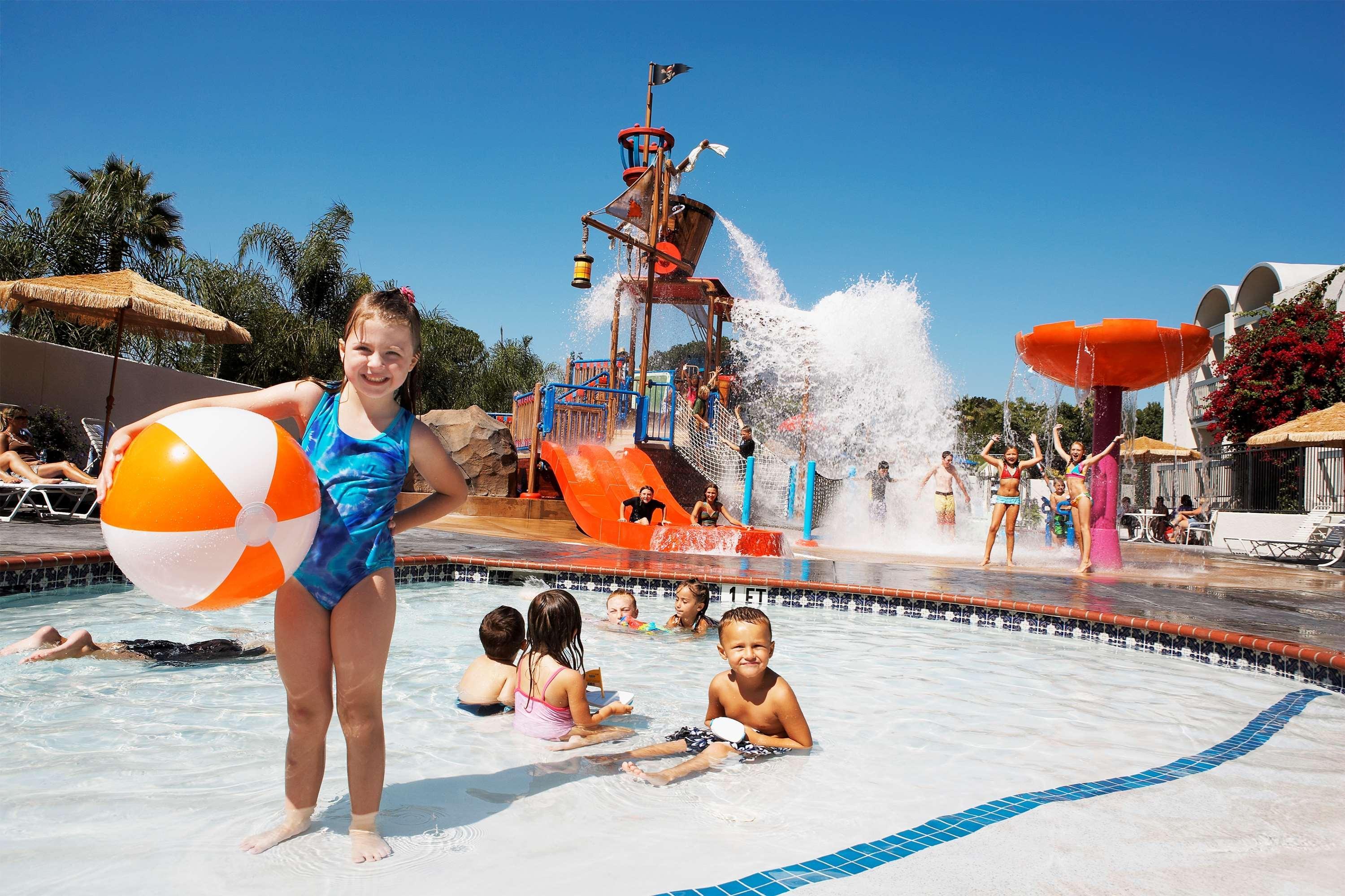 Howard Johnson By Wyndham Anaheim Hotel & Water Playground Zařízení fotografie