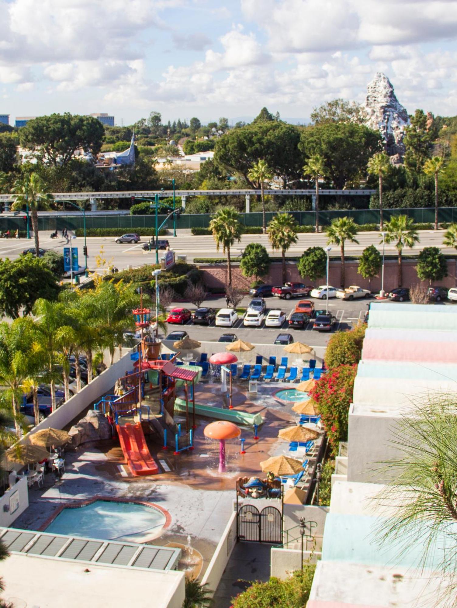 Howard Johnson By Wyndham Anaheim Hotel & Water Playground Exteriér fotografie