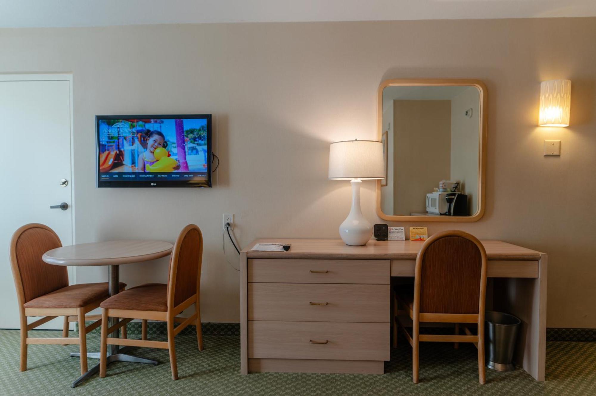 Howard Johnson By Wyndham Anaheim Hotel & Water Playground Exteriér fotografie