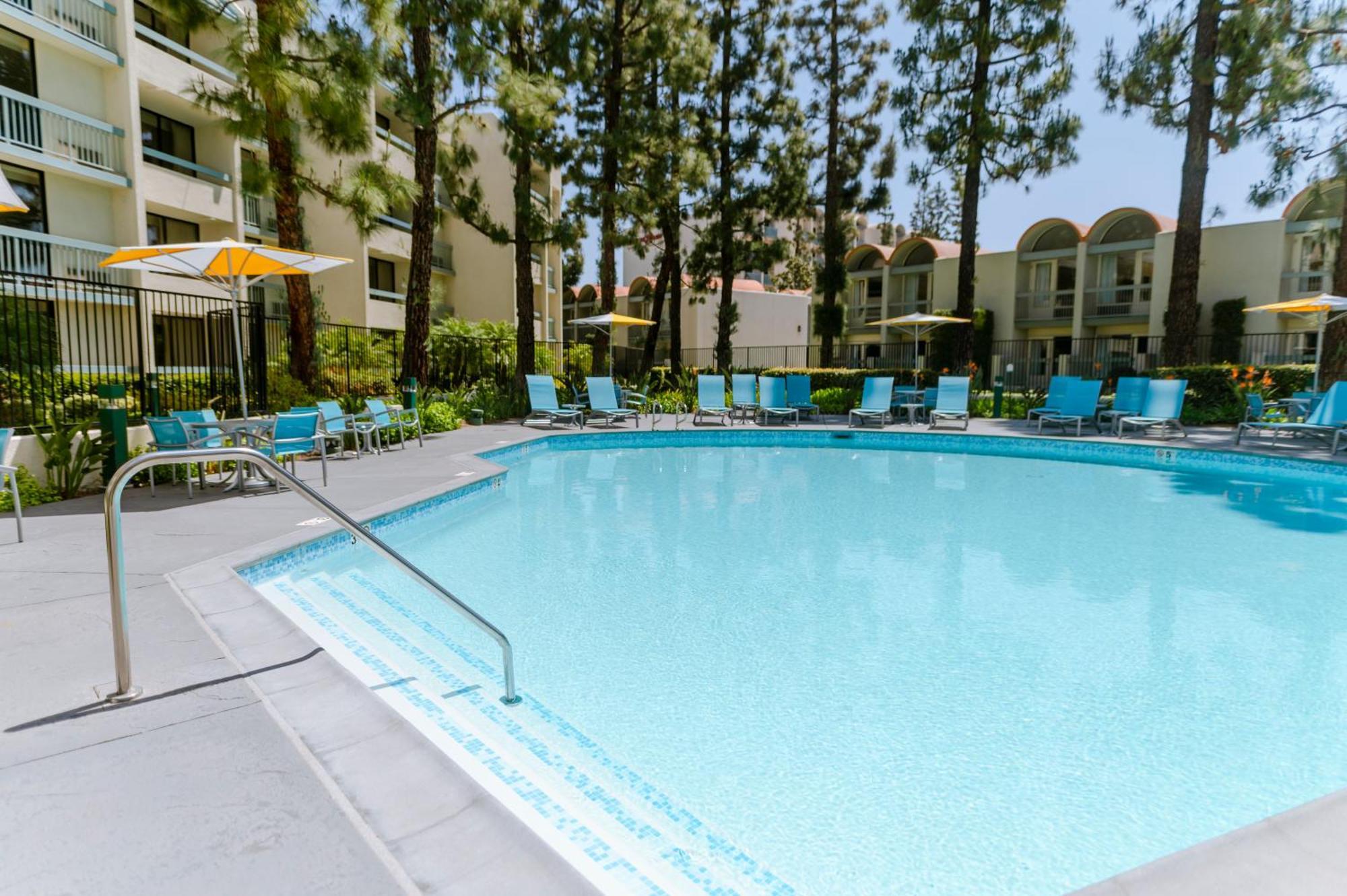 Howard Johnson By Wyndham Anaheim Hotel & Water Playground Exteriér fotografie