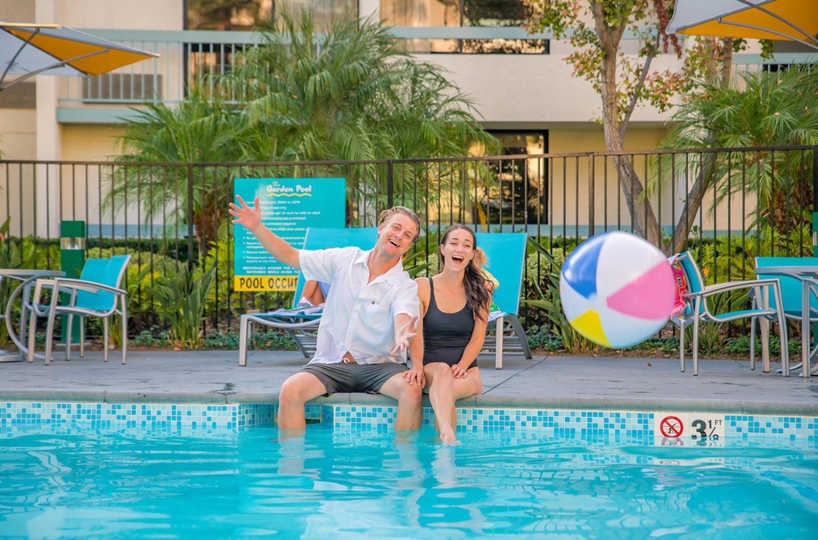 Howard Johnson By Wyndham Anaheim Hotel & Water Playground Exteriér fotografie