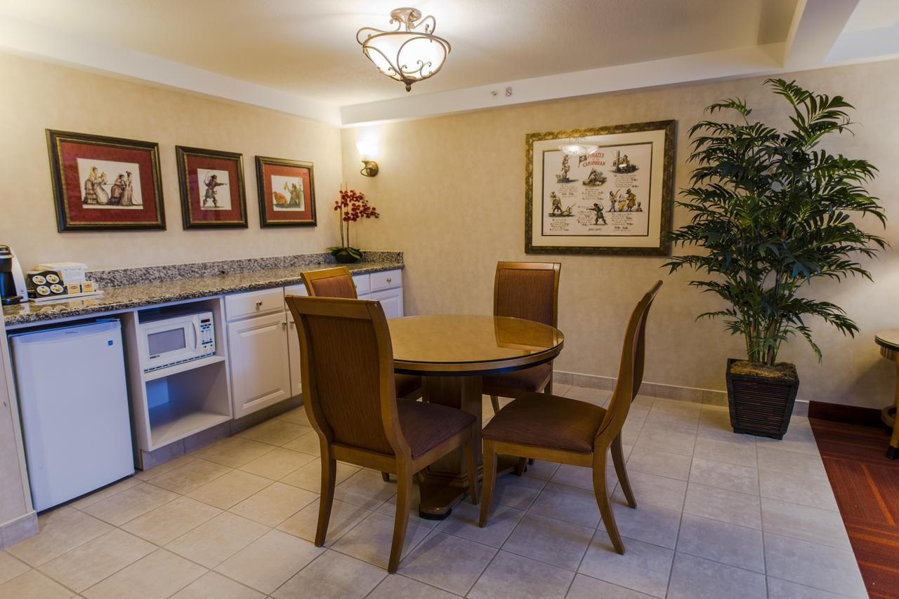 Howard Johnson By Wyndham Anaheim Hotel & Water Playground Exteriér fotografie
